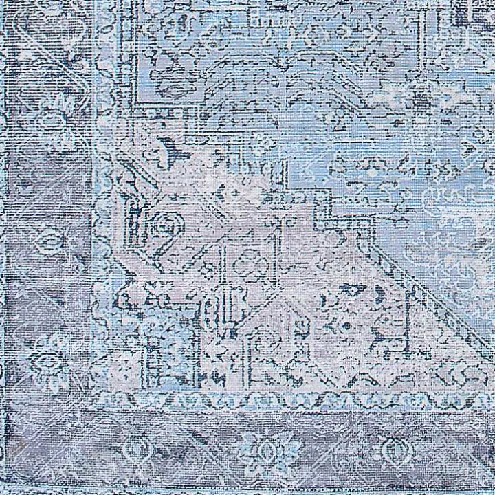 Amelie Silver Blue Classic Washable Area Rug, 7x10