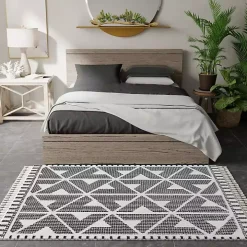 Black & White Geometric Shag Area Rug, 8x10