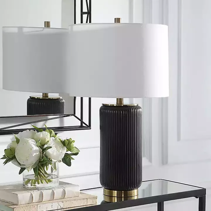 Black Ceramic Ribbed Table Lamp