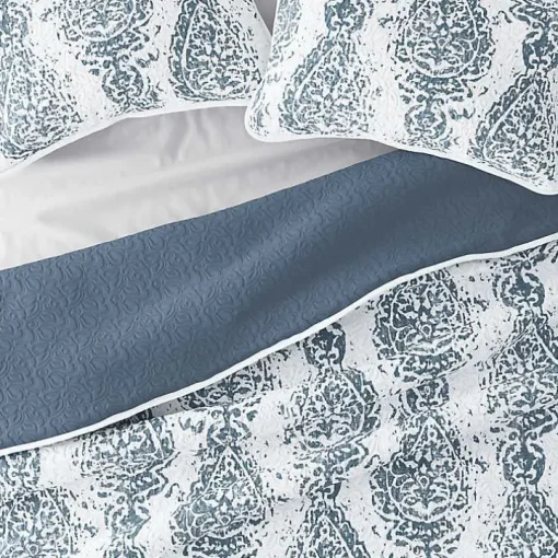 Blue Damask Reversible 3-pc. Queen Quilt Set