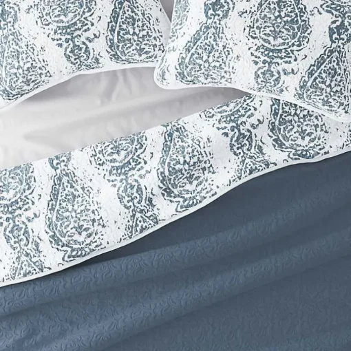 Blue Damask Reversible 3-pc. Queen Quilt Set