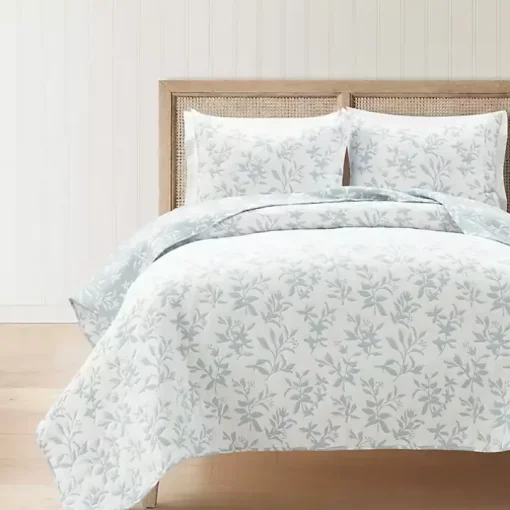 Blue Floral Reversible 3-pc. Full/Queen Quilt Set