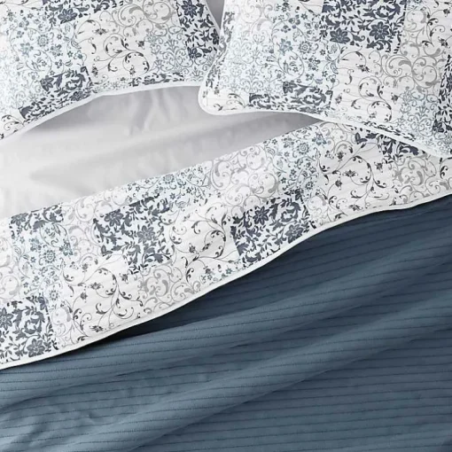 Blue Patchwork Reversible 3-pc. Queen Quilt Set