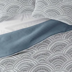Blue Scalloped Reversible 2-pc. Twin Quilt Set