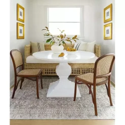 Darling Traditional Washable Area Rug, 6x9