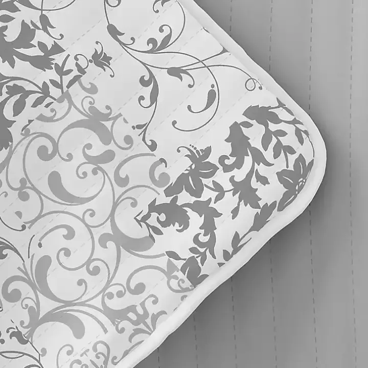 Gray Patchwork Reversible 3-pc. Queen Quilt Set