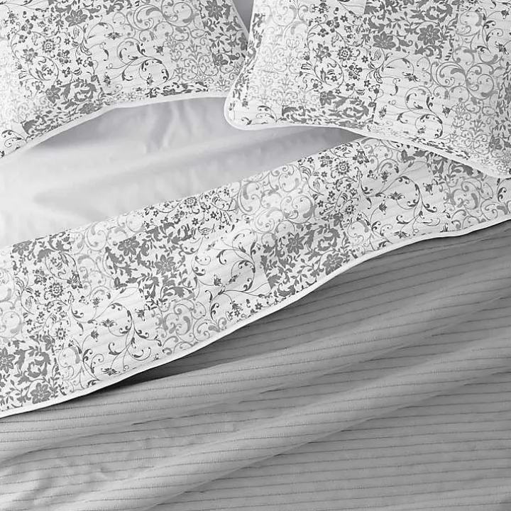 Gray Patchwork Reversible 3-pc. Queen Quilt Set