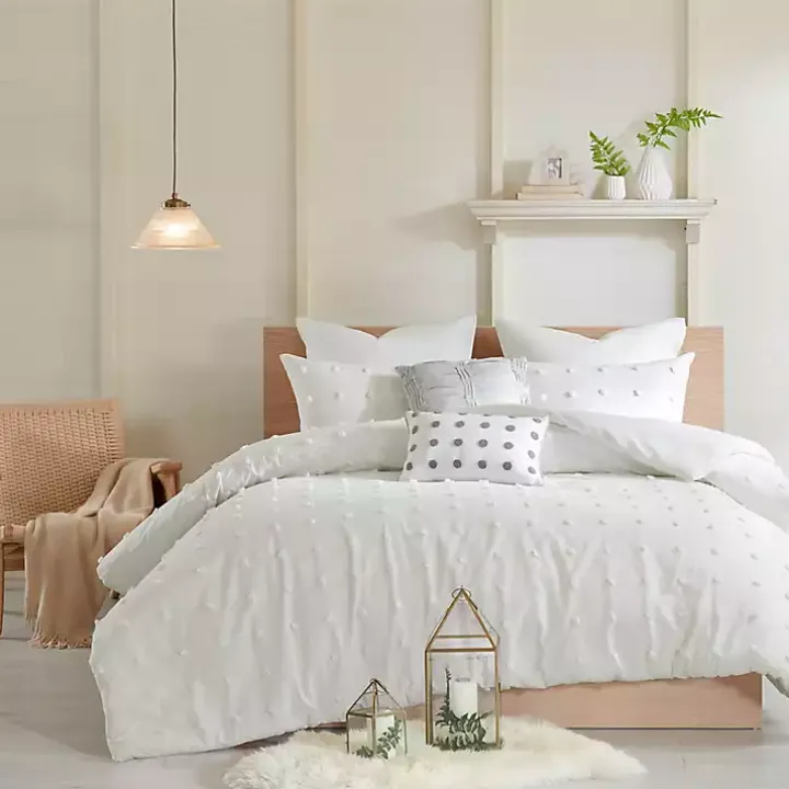 Ivory Tufted Cotton 7-pc. Full/Queen Duvet Set