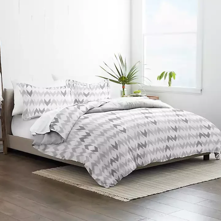 Light Gray Chevron 3-Pc. Queen Duvet Cover Set