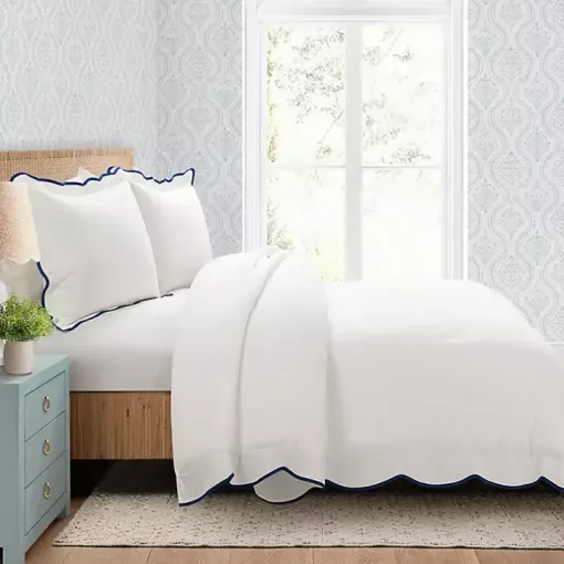 Navy Scalloped Edge 3-pc. Full/Queen Comforter Set