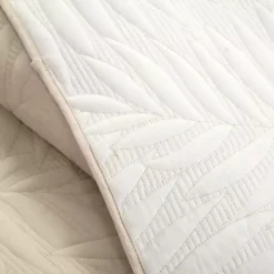 Neutral Leaf Reversible 3-pc. Full/Queen Quilt Set