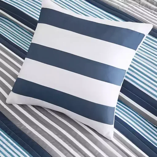 Reversible Stripes 4-pc. Twin/Twin XL Quilt Set