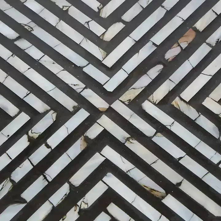 Round Geometric Stripe Shell Coffee Table