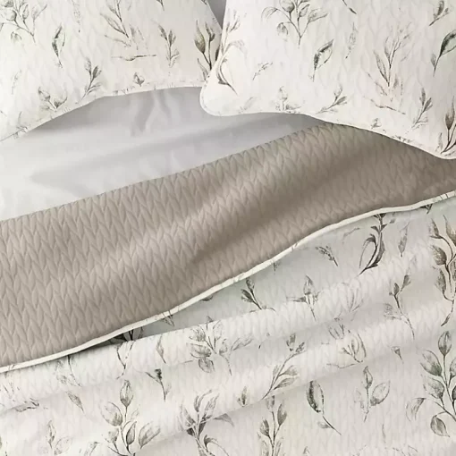 Watercolor Leaves Reversible 3-pc. King Quilt Set
