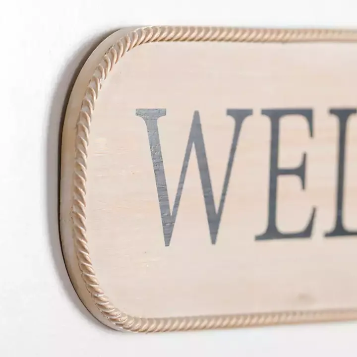 Welcome Twisted Edge Wood Wall Plaque
