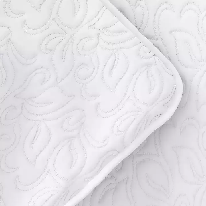 White Floral Stitch 2-pc. Twin Quilt Set