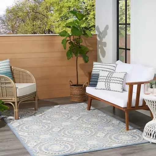 Aloha Blue Medallion Indoor/Outdoor Area Rug, 3x5