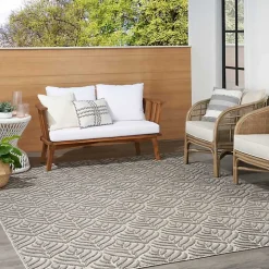 Aloha Gray Botanical Indoor/Outdoor Rug, 7x10