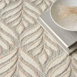 Aloha Ivory Botanical Indoor/Outdoor Area Rug, 6x9
