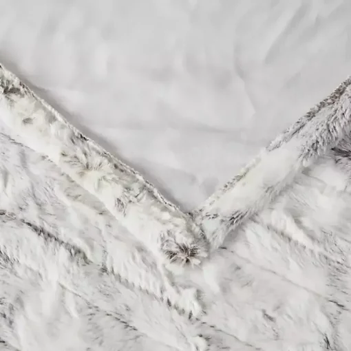 Beautyrest Marble Faux Fur Oversized Heated Throw