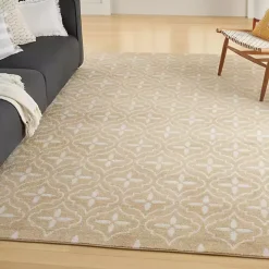 Beige & Ivory Quatrefoil Indoor/Outdoor Rug, 5x7