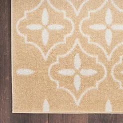 Beige & Ivory Quatrefoil Indoor/Outdoor Rug, 5x7