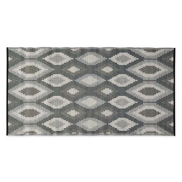 Black & Gray Diamond Stripe Outdoor Area Rug, 4x6