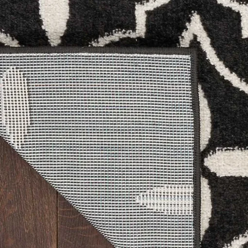 Black & Ivory Quatrefoil Indoor/Outdoor Rug, 4x6