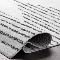 Black and Ivory Diamond Washable Area Rug, 3x5