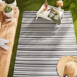 Black Barcode Stripe Outdoor Area Rug, 4x6