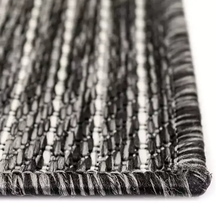 Black Intertwine Indoor/Outdoor Area Rug, 7x9