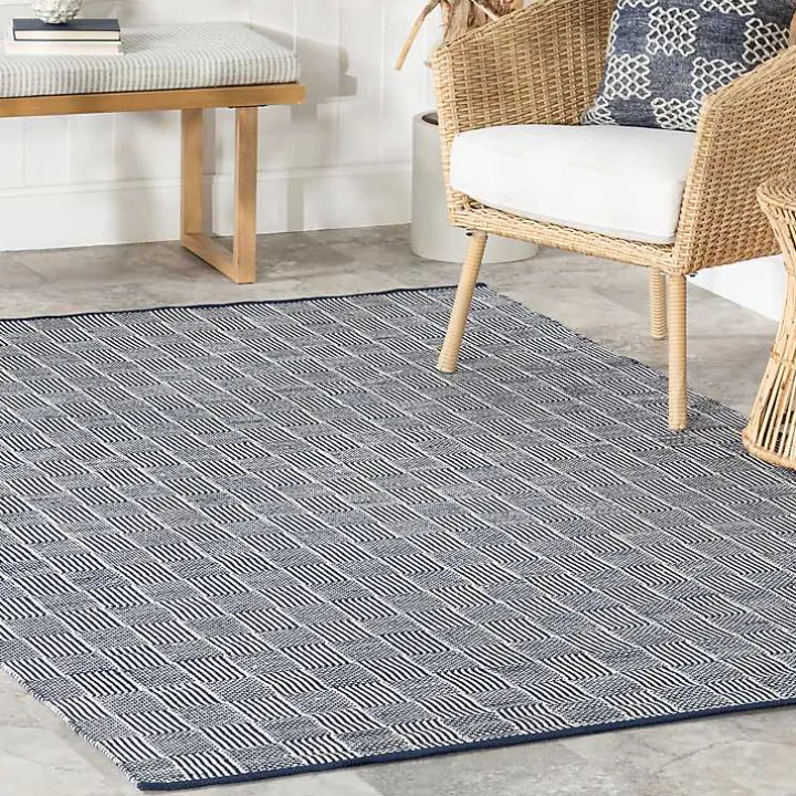 Blue & Ivory Checkered Indoor/Outdoor Rug, 5x8