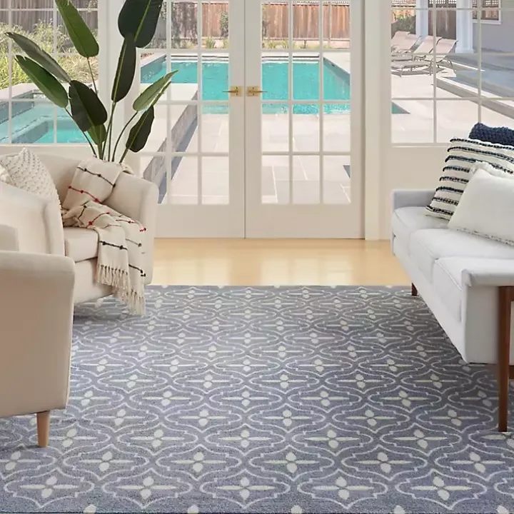 Blue & Ivory Quatrefoil Indoor/Outdoor Rug, 8x10