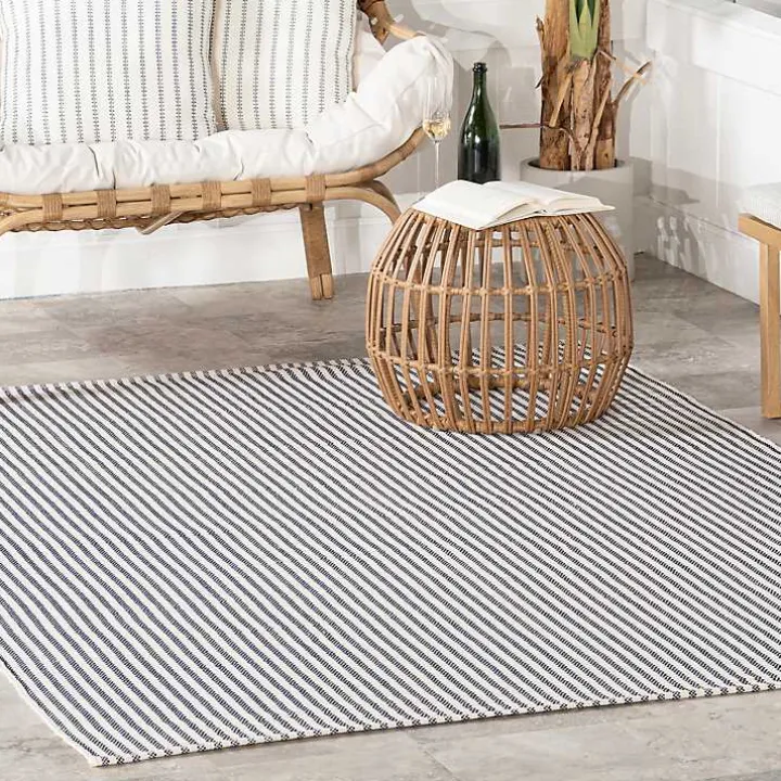 Blue & White Pinstripe Indoor/Outdoor Rug, 5x8