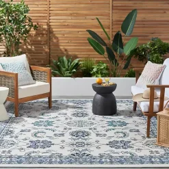 Blue Vintage Medallion Indoor/Outdoor Rug, 5x7