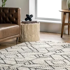 Cream Geometric Diamonds Fringed Area Rug, 7x10