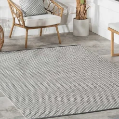 Gray & White Trellis Indoor/Outdoor Rug, 5x8