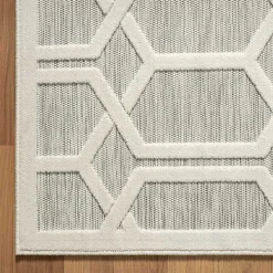 Gray Raised Honeycomb Indoor/Outdoor Area Rug, 7x9