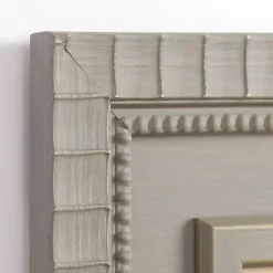 Gray Scalloped Edge Collage Frame