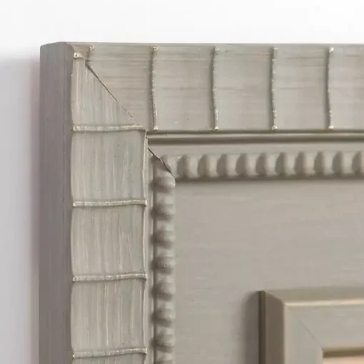 Gray Scalloped Edge Collage Frame