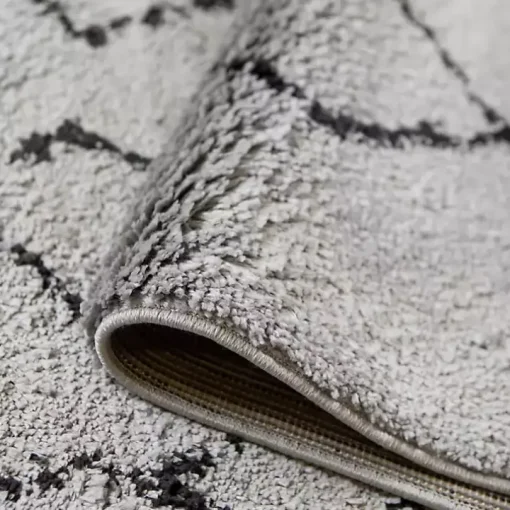 Gray Striped Diamond Runner