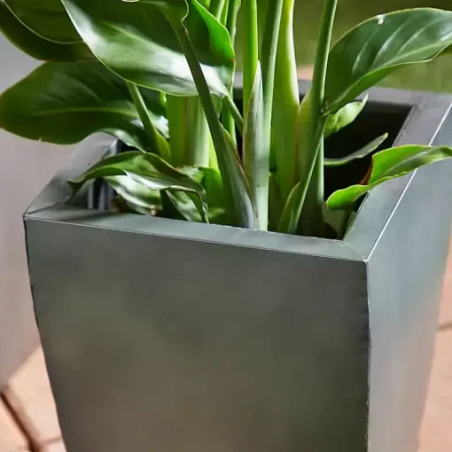 Light Gray Metal Round Tapered Planters, Set of 3