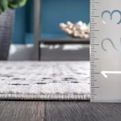 Millie Dotted Diamond Area Rug, 5x8