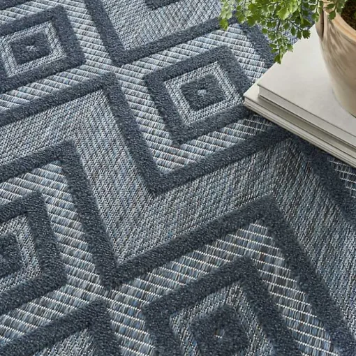 Navy Blue Diamond Indoor/Outdoor Area Rug, 4x6