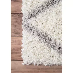 Shanna Diamond Area Rug, 8x10