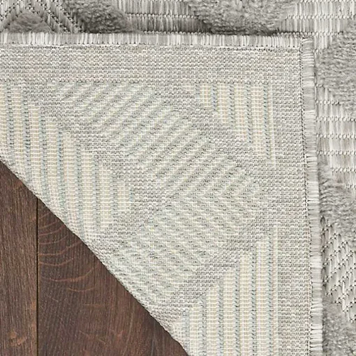 Silver Gray Diamond Indoor/Outdoor Area Rug, 4x6