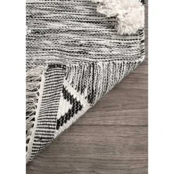 Sofia Moroccan Fringe Area Rug, 5x8