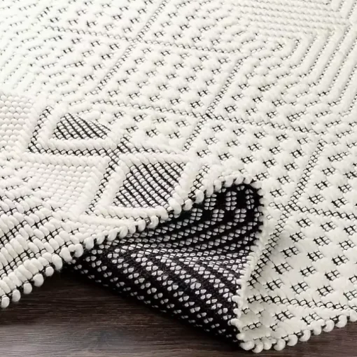 White and Black Diamond Tassel Wool Area Rug, 5x7
