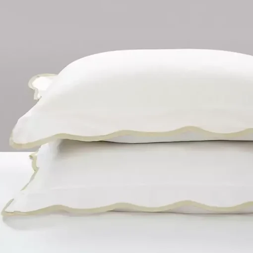 Tan Scalloped Edge 3-pc. Full/Queen Comforter Set
