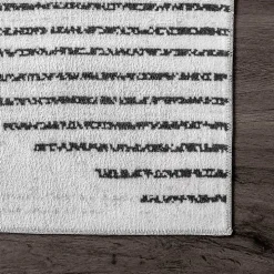 Black and Ivory Diamond Washable Area Rug, 3x5